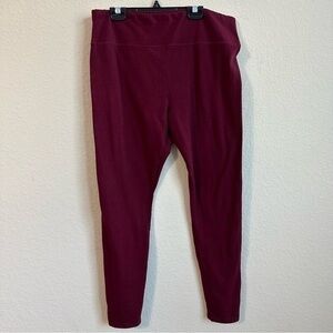Wild Fable Leggings Maroon Cranberry Stretch Pants Athletic Athleisure Active